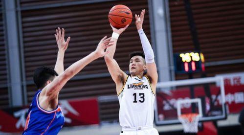 虎扑爆料郭艾伦视频回放,虎扑视频回放揭示篮球天才瞬间  第2张